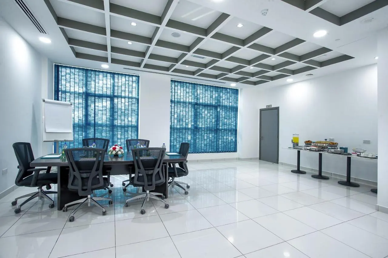 City Avenue Al Reqqa Hotel Dubai